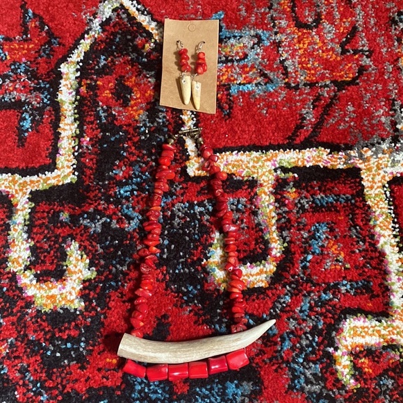 Red Coral Deer Antler Statement Necklace - Picture 2 of 14